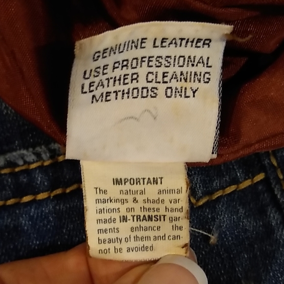 Gorgeous soft Suede blazer - Picture 7 of 8